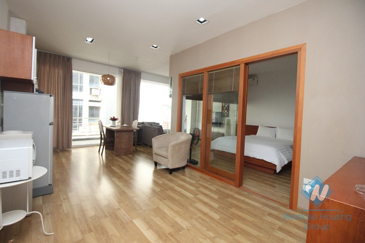 Service one bedroom apartment for rent in city center, Ha Noi